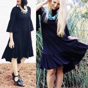 LuLaRoe Maurine Black 3/4 Bell Sleeve Ruffled Hemline Maxi Dress Size XS NWT